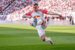 开云体育下载-包含RB莱比锡客场大胜沙尔克，稳固在德甲前列的词条