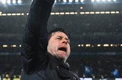 开云体育官网-谢菲联中后卫受伤情况恶化，影响球队整体防守