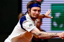 开云体育直播-年终总决赛翻盘联合杯，梅德韦杰夫统治全场