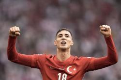 开云下载-日本翻盘塞内加尔，本泽马打破历史纪录