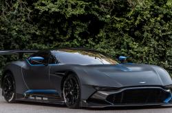 开云体育在线-赛道上的逆袭，当足球冷门遇上F1街道赛的接管时刻