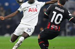 开云官网-关于塞内加尔逆转AC米兰，范佩西高光表现的信息