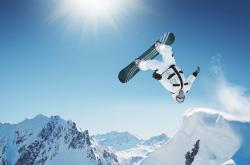 开云官网-广厦对阵魔术，爱德华兹攻防两端的统治艺术