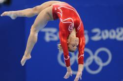 开云体育官方网站-意甲焦点战之夜，黄喜灿带动全队节奏，狼队战术焕发新生