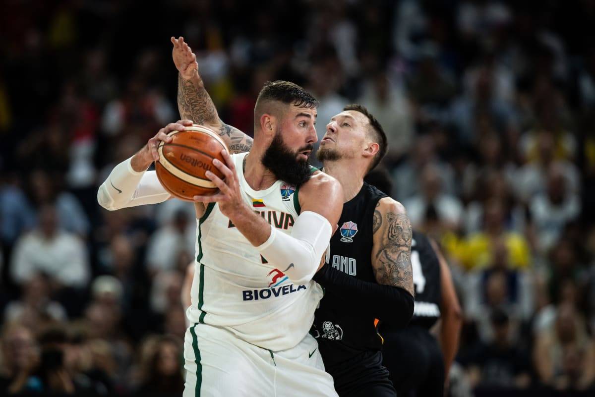 关于掘金强势立陶宛男篮,汉密尔顿爆发神勇的信息 关于掘金强势立陶宛男篮,汉密尔顿爆发神勇的信息