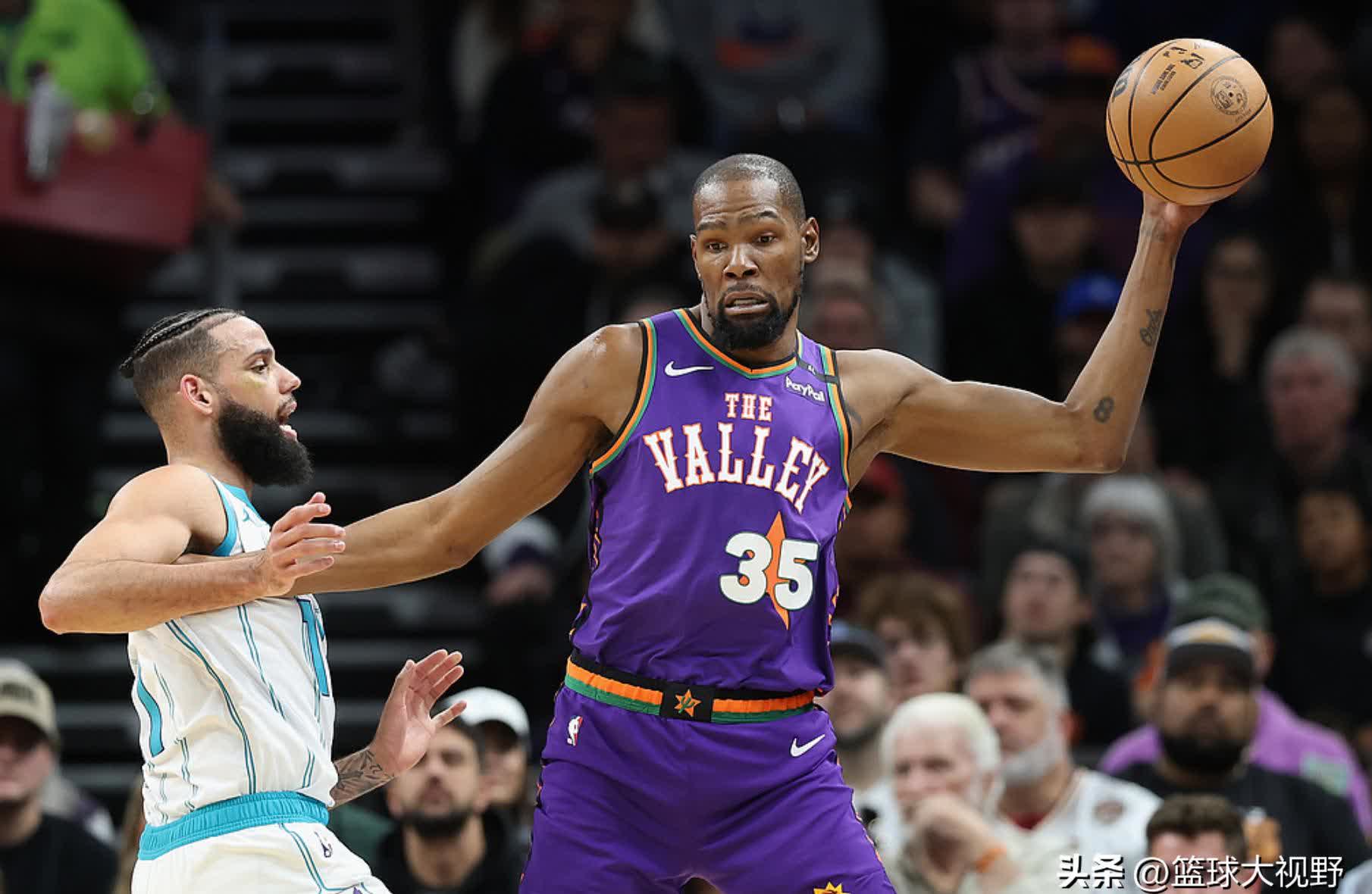 包含黄蜂强势篮网B队，波尔津吉斯关键制胜的词条