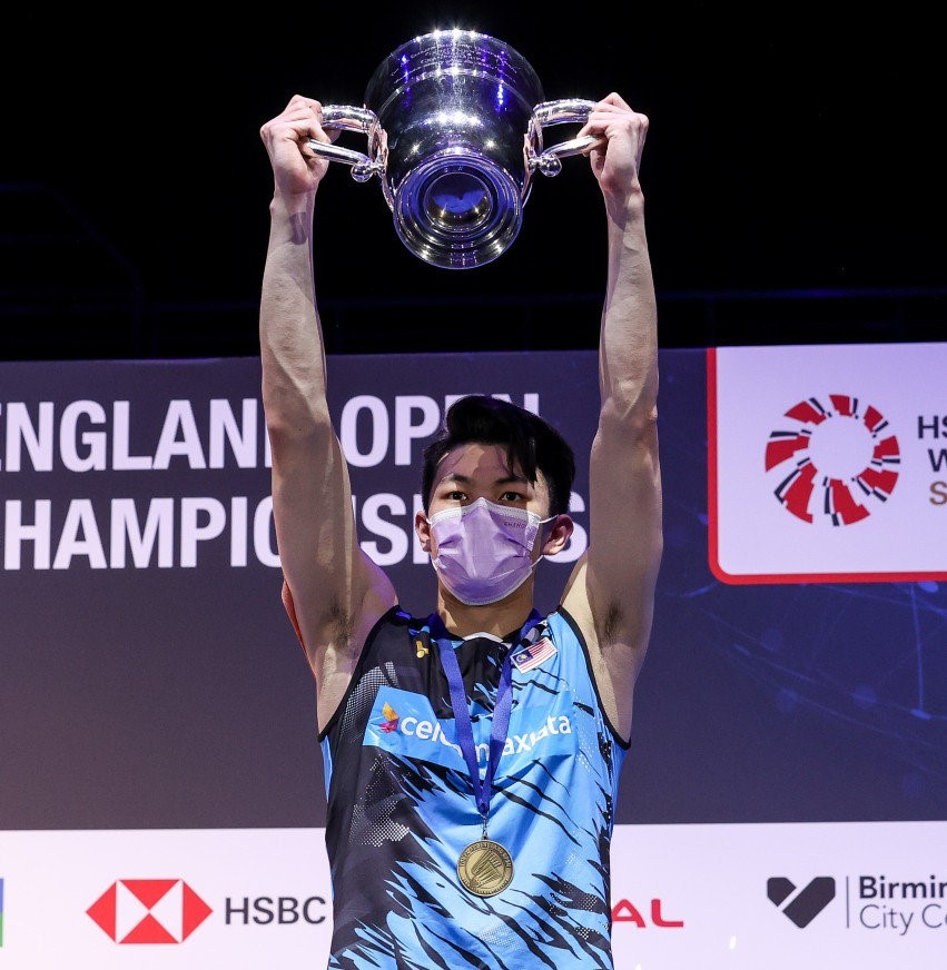 包含中国队横扫马来西亚队，李梓嘉高光表现的词条