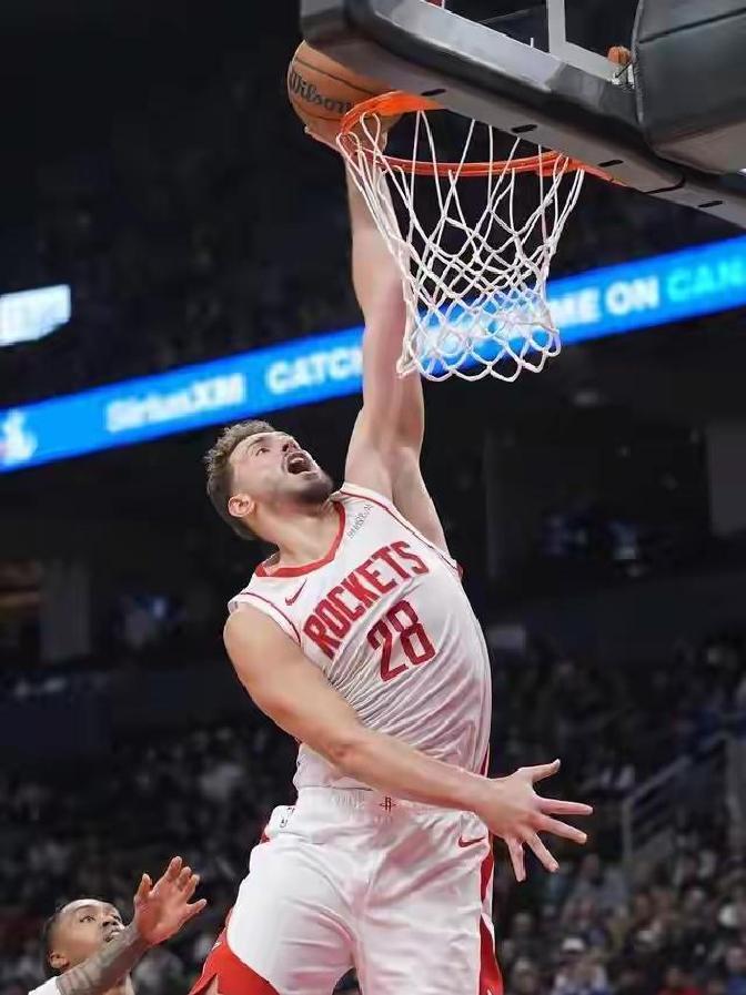 火箭横扫凯尔特人,保罗表现全面稳健 火箭横扫凯尔特人,保罗表现全面稳健