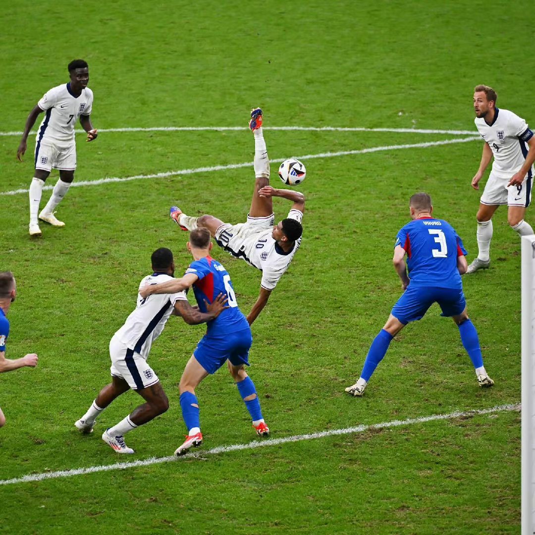 包含紧张对决:拉齐奥胜算晋级欧洲赛事小组赛的词条 包含紧张对决:拉齐奥胜算晋级欧洲赛事小组赛的词条