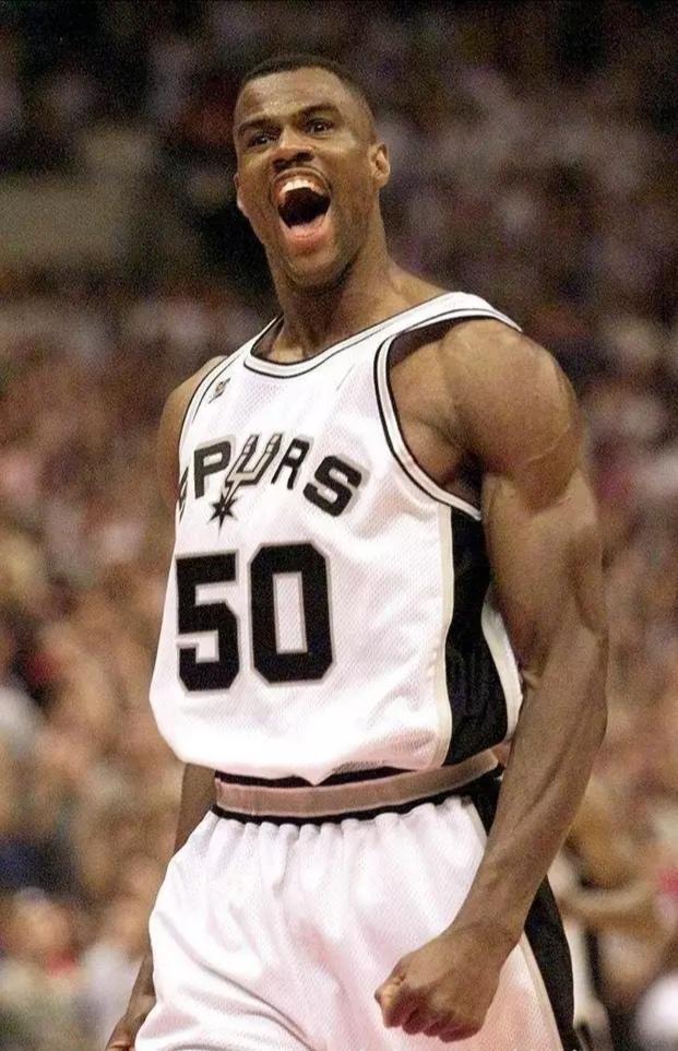 美洲篮球联赛季后赛胜者晋级，前途无量