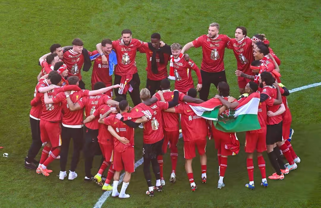 奥地利逆转英格兰，皮克带队取胜