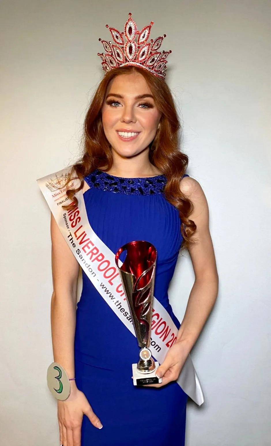 包含印度羽毛球队横扫英格兰羽毛球队，马琳制霸全场的词条