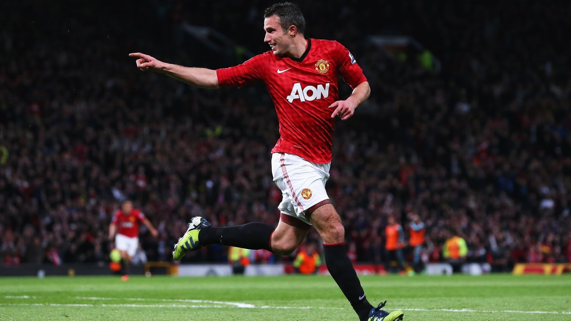 跨界统治,当猛龙横扫深圳,哈登在F1赛道接管比赛