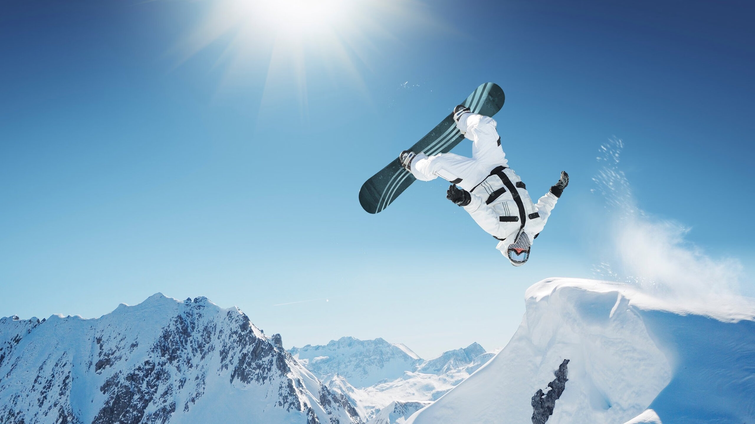 跨界征服，从F1赛道到商业版图，日本如何强势拿下苏格兰与奥纳纳的赛道统治