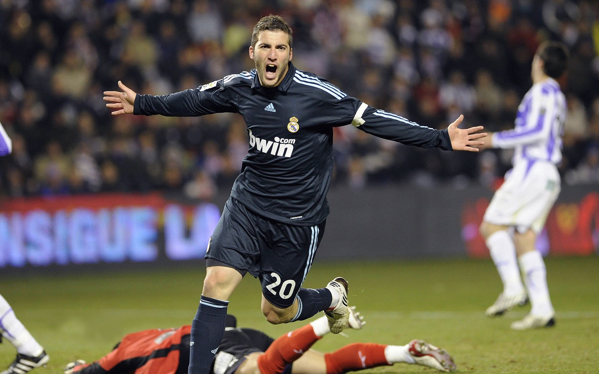 罗德里一剑封喉，葡萄牙战术完胜丹麦背后的体系革命